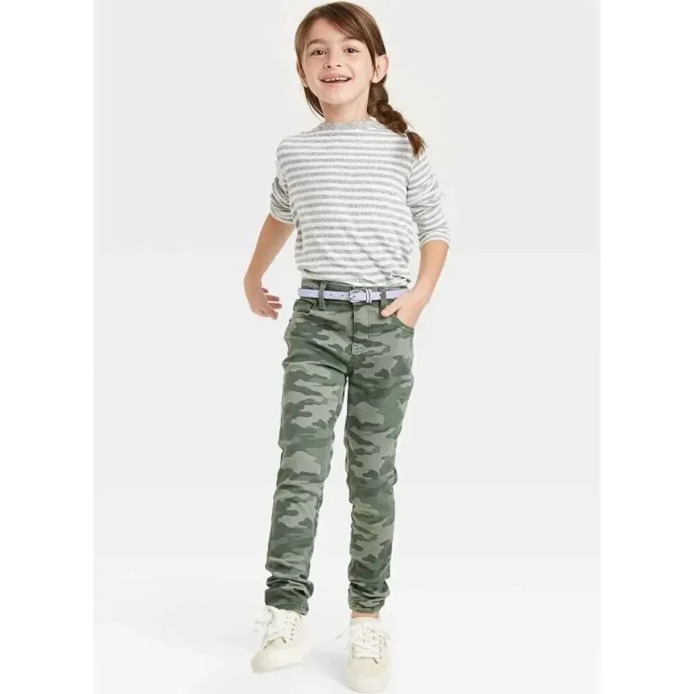 Cat & Jack Girls Green Camo Jeggings Size 5, Mid-Rise Ultimate Stretch